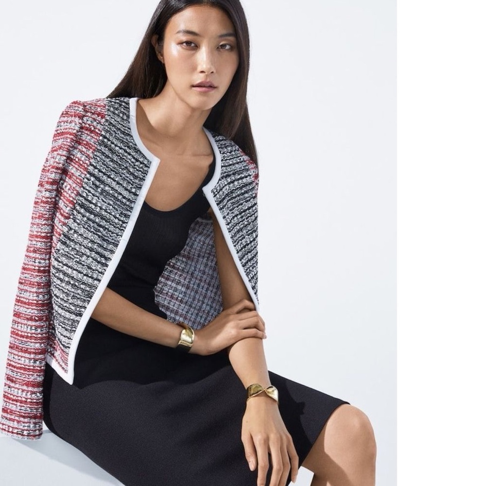 St. John Amelia Color-Block Tweed Jacket Red Black White Boucle Knit SZ 4